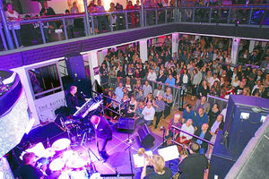 Hundreds of music fans enjoyed the evening