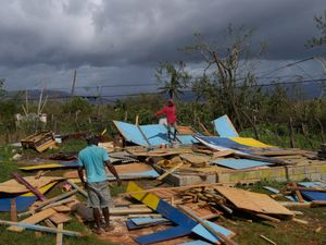 Supporting image for story: Government charters flights to help Britons leave Jamaica after hurricane