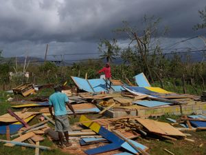 Supporting image for story: Government charters flights to help Britons leave Jamaica after hurricane
