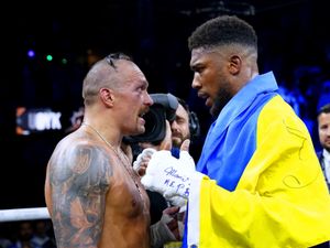 Supporting image for story: Oleksandr Usyk gifts Anthony Joshua ‘present’ by vacating IBF title