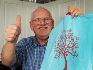 Supporting image for story: Frank’s search for Good Samaritan who paid for his shopping at till