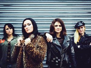 Supporting image for story: Bloxwich gig for JOANovARC