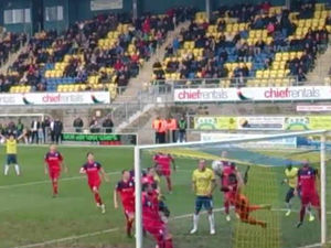 Supporting image for story: Watch: AFC Telford goalkeeper Freddy Hall's amazing double save denies Torquay