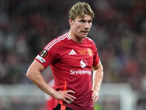 Supporting image for story: Rasmus Hojlund available to face Grimsby despite rumours of Man Utd exit