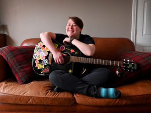Supporting image for story: Jess 'ticks two off the bucket list' with Billy Bragg show at Glastonbury