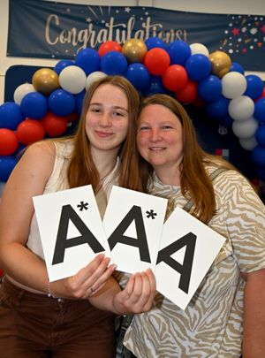 Chloe Harris is off to the Univeristy of Cambridge! Here she is with her proud mom, Louise Harris.