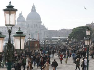Supporting image for story: Venice unveils mandatory day-trippers’ reservation and fee