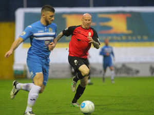Supporting image for story: Stockport 1 AFC Telford 1 - Report and pictures