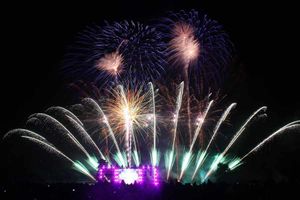 Supporting image for story: Fantastical Fireworks at Alton Towers review