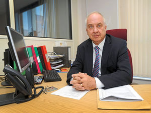 Supporting image for story: Police chief calls for drugs policy debate