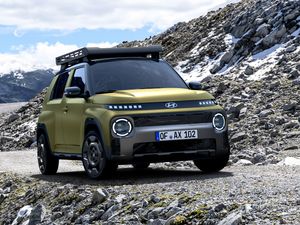 Supporting image for story: Hyundai’s funky Inster Cross to cost less than £30,000