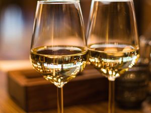 Supporting image for story: 'A short measure cheats us all!' More than two-thirds of UK beer and wine short measured