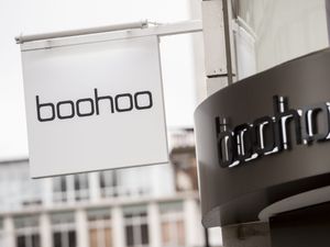 Boohoo signs