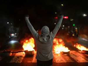 Supporting image for story: Criticism mounts against Maduro in disputed Venezuelan vote