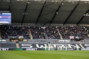 EDITORIAL USE ONLY. No use with unauthorized audio, video, data, fixture lists, club/league logos or 'live' services. Online in-match use limited to 120 images, no video emulation. No use in betting, games or single club/league/player publications