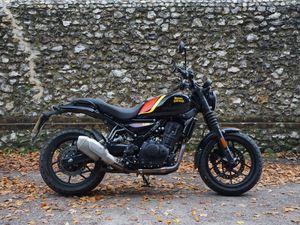 Supporting image for story: Long-term report: Seeking out the sun with the Royal Enfield Guerrilla 450