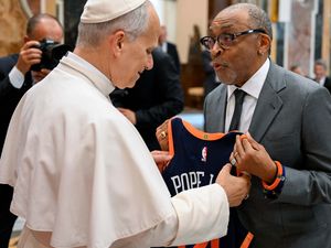 Supporting image for story: Pope Leo welcomes Hollywood stars to the Vatican