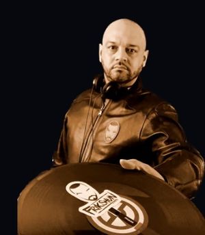 DJ Frikshun
