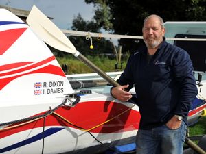 Supporting image for story: Shropshire rowers set off in Atlantic challenge