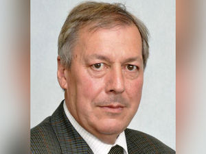 Supporting image for story: Shropshire roads chief 'incredibly disappointed' over £10 million budget cut