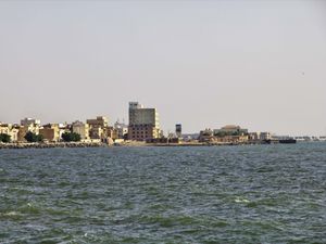 Supporting image for story: Israel strikes Yemeni port as Houthi rebels activate air defences