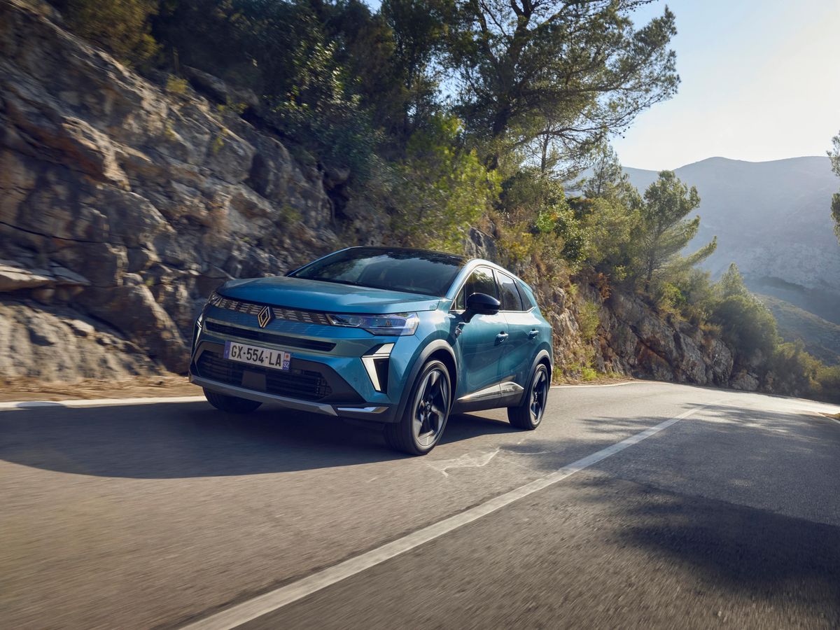 Renault updates Symbioz and Captur with more power and technology