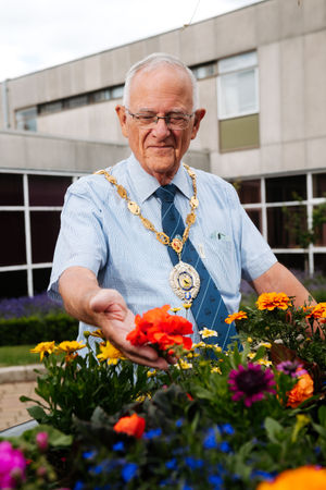 Mayor Roy Aldcroft
