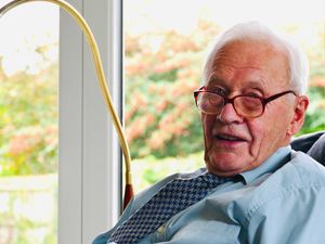 Supporting image for story: Father of Chinook crash victim died ‘fighting for answers’ – campaigners