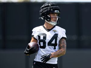 Supporting image for story: Louis Rees-Zammit has had ‘unbelievable’ interest from rugby union teams