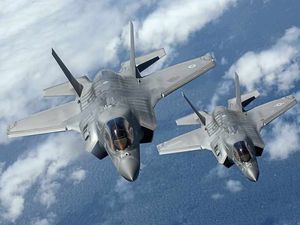 Supporting image for story: Top airshow showcase for city aero firms