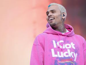 Supporting image for story: Chris Brown due to enter plea over ‘bottle attack’ charge
