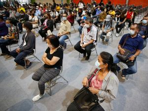 Supporting image for story: Coronavirus cases surge in Thailand as spike is mostly driven by jail outbreaks