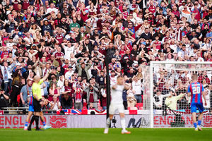 Aston Villa fans react during the Emirates FA Cup semi-final match at Wembley Stadium, London. Picture date: Saturday April 26, 2025.