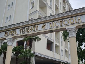 Supporting image for story: Elegant surroundings, great food and excellent wine - The Euganean Hills have it all