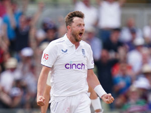 Supporting image for story: England's Ollie Robinson happy to dish out some verbals in Ashes clash