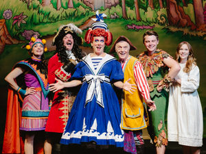 Supporting image for story: Cast of Theatre Severn panto unveiled as 25,000 tickets already sold