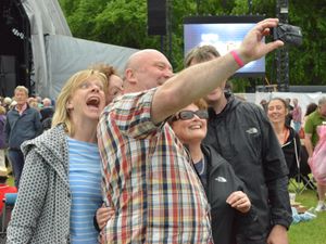 Supporting image for story: Star comment: Do not give in to darkness