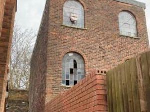 Supporting image for story: Plans to turn Victorian town-centre building into 18-bedroom hostel