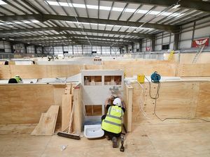Supporting image for story: More than 6,000 additional beds to be created in Welsh field hospitals