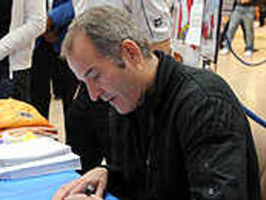 Supporting image for story: Bully will be back as manager