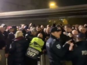 Supporting image for story: Wolves lodge complaint to UEFA over fan treatment in Braga