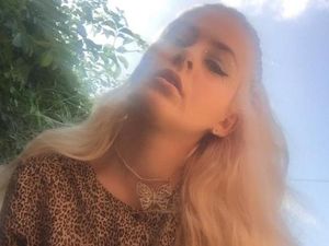 Supporting image for story: Emzae coming to Birmingham for gig