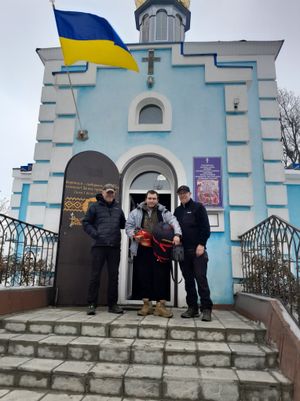 Soldier receives vital warm clothes and sleeping bag