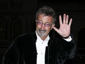 Eddie Jordan waves