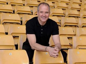 Supporting image for story: Steve Bull: Don't envy Wolves lads training from home