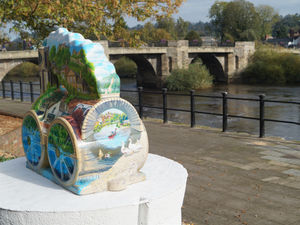 Supporting image for story: 'These trains have been a lovely addition to Bridgnorth': Council quashes rumours art statues are to be 'melted down'