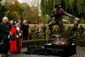 The unveiling in 2018 of the Wilfred Owen statue in Cae Glas Park, Oswestry.