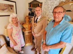 Supporting image for story: 'An unimaginable loss' - Mayor of Wolverhampton makes emotional visit to family of tragic Falklands hero