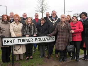 Supporting image for story: Former mayor of Wolverhampton has city street named after him