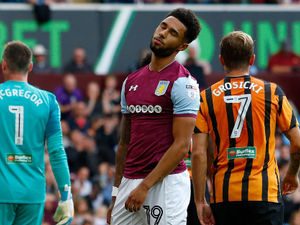 Supporting image for story: Steve Bruce: Andre Green faces 'months' out after surgery